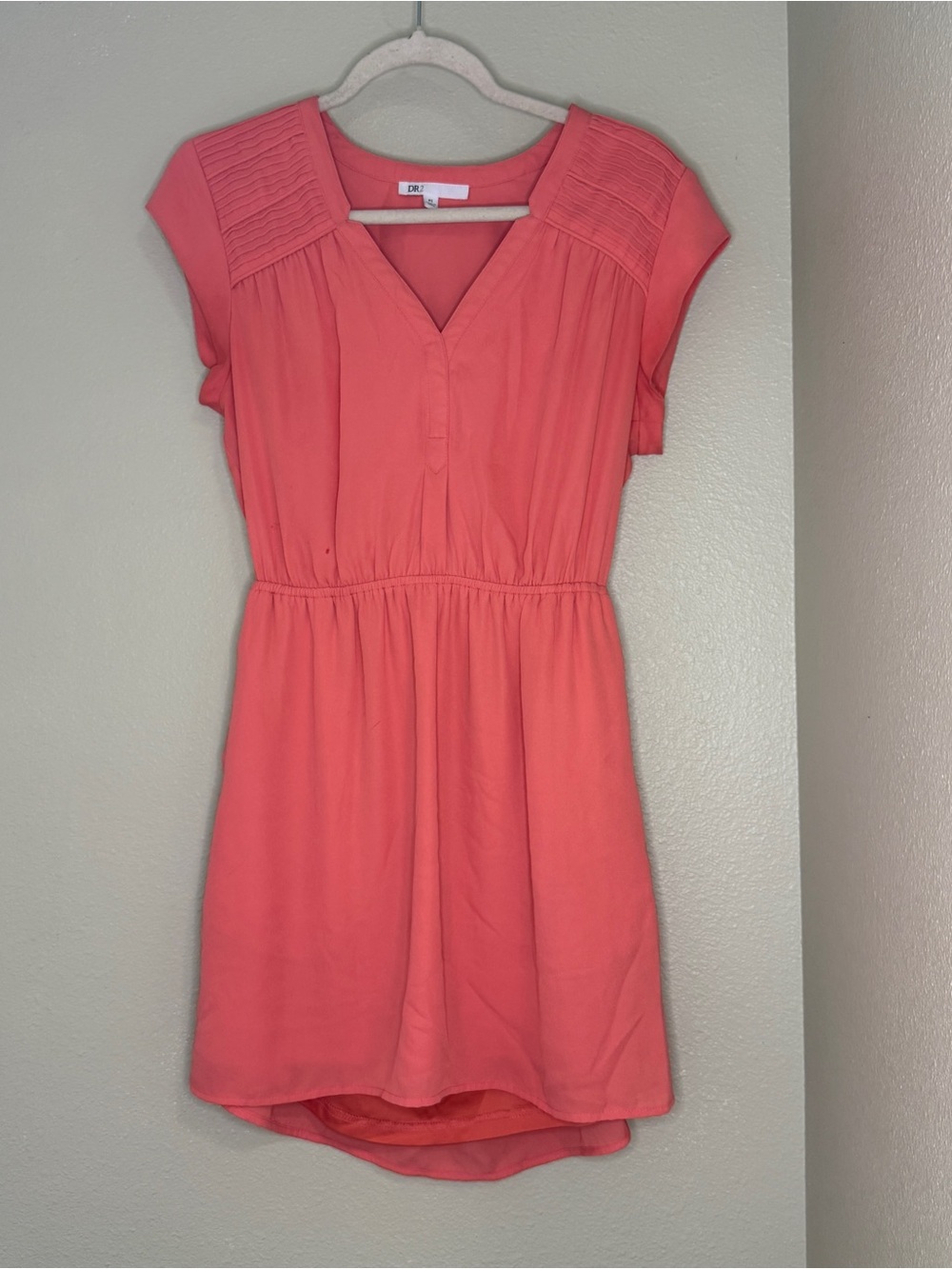 DR2 Coral V-Neck Short Sleeve Dress